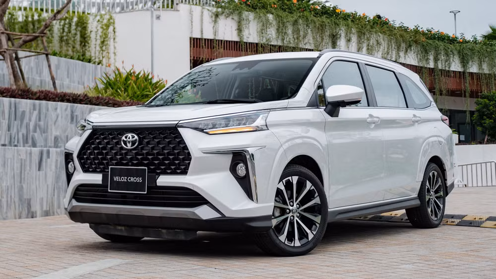 diem mat nhung mau xe o to mpv tiet kiem xang tai thi truong viet hinh 3