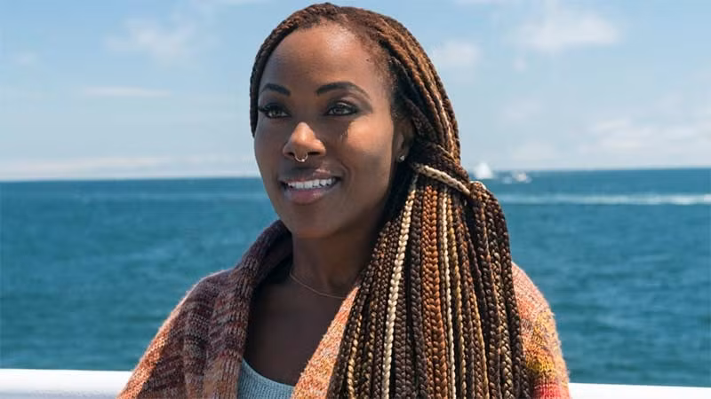 dewanda wise va ly do buoc phai roi khoi captain marvel hinh 4