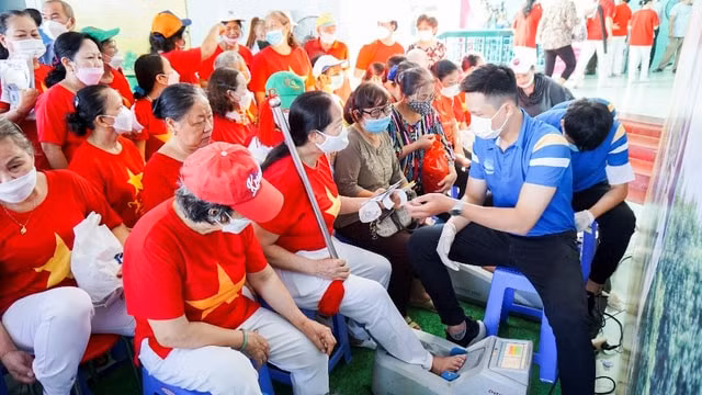 vinamilk khoi dong chuoi ngay hoi song khoe song thanh xuan huong den nguoi cao tuoi ca nuoc hinh 4