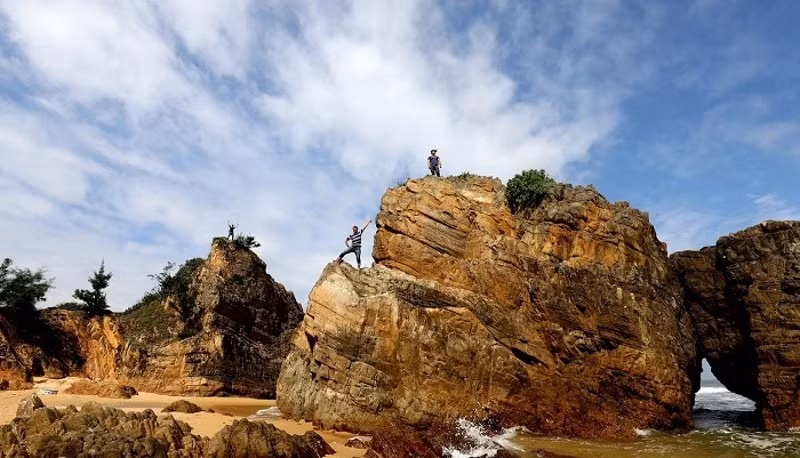 ngam bai bien hoang so day da nhay o quang binh hinh 4