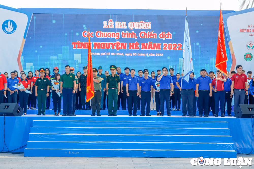 tp hcm hon 360000 nguoi tham gia chuong trinh chien dich tinh nguyen he nam 2022 hinh 1