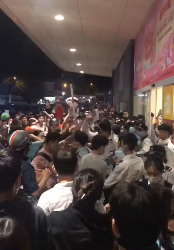 Hỗn chiến ở Trung tâm thương mại Aeon Mall Tân Phú Celadon