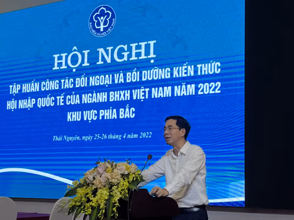 bhxh viet nam tap huan cong tac doi ngoai va boi duong kien thuc hoi nhap quoc te hinh 1