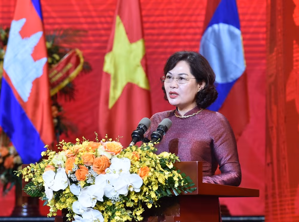 bidv don nhan cac phan thuong cao quy nhan ky niem 65 nam ngay thanh lap hinh 5
