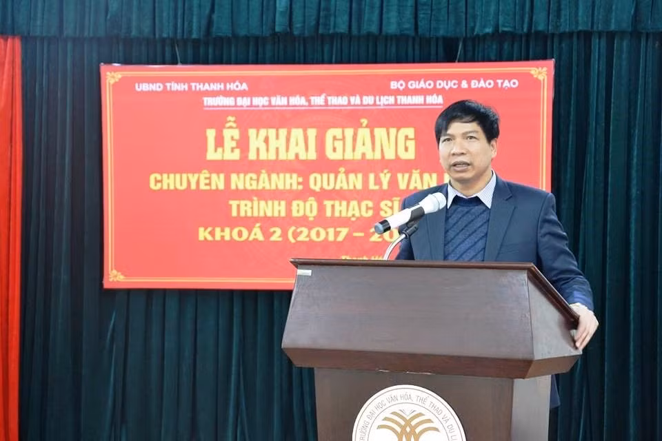giam doc so giao duc va dao tao thanh hoa len tieng viec lo de thi lop 9 hinh 2