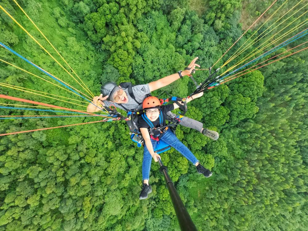 top diem du lich xin so khong so dong nguoi dip le 30 4 tai ha noi hinh 1