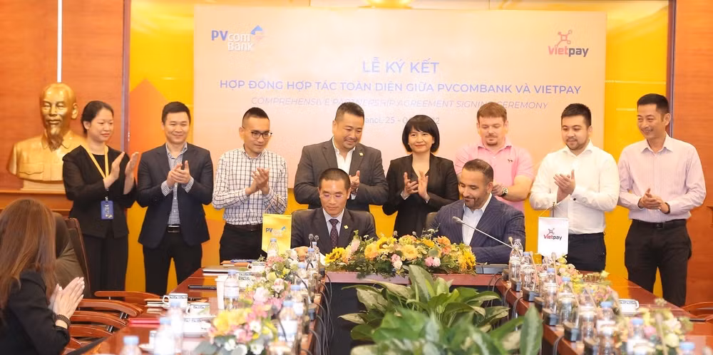 pvcombank va vietpay hop tac thanh toan phat hanh the hinh 1