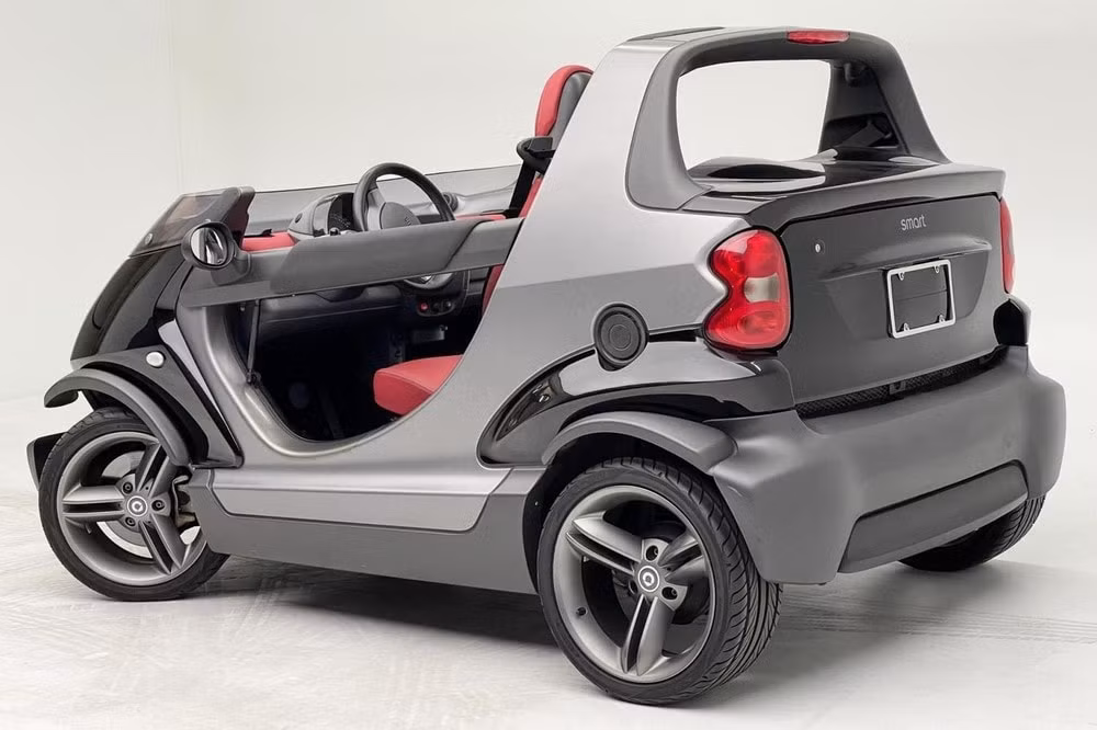 smart crossblade mau xe o to do thi ky quac hiem ai biet den hinh 3