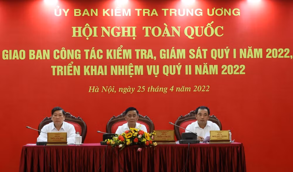 quyet liet hon trong lanh dao chi dao cong tac kiem tra giam sat va thi hanh ky luat dang hinh 1