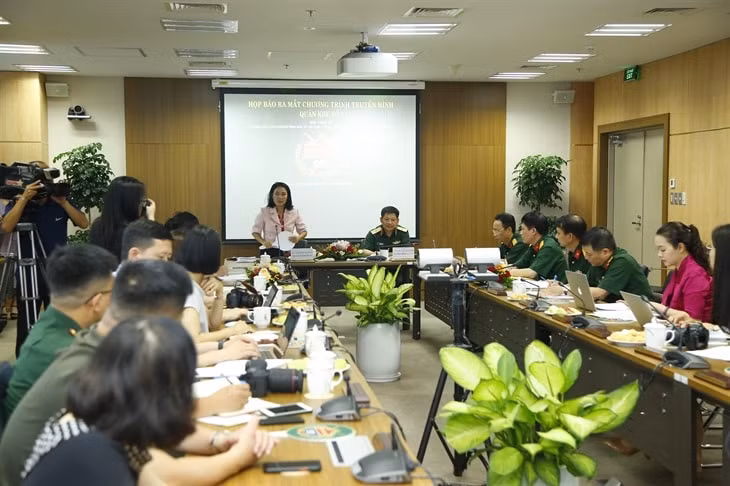 chuong trinh chung toi la chien si ra mat phien ban hoan toan moi hinh 1