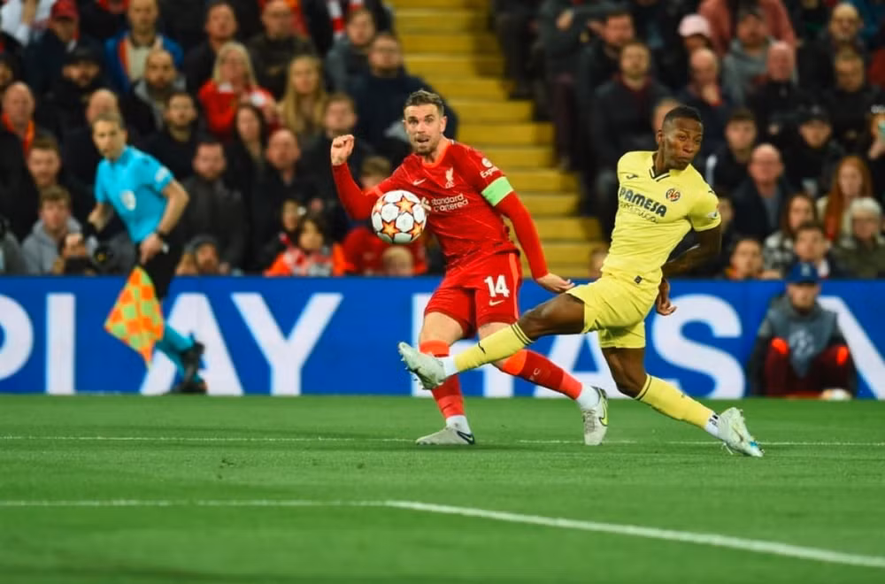 danh bai villarreal 2 0 liverpool dat mot chan vao chung ket champions league hinh 4