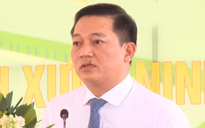 ky luat ong nguyen cao son pho chu tich ubnd tinh ninh binh hinh 1