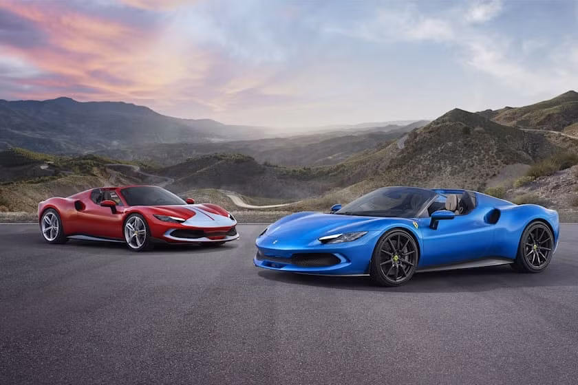 ngam sieu xe mui tran ferrari 296 gts so huu suc manh 819 ma luc hinh 1