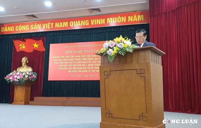 bao chi xuat ban la mot linh vuc quan trong trong cong tac tu tuong thong tin tuyen truyen hinh 1