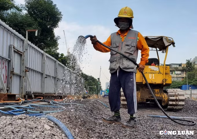 bon giai doan ban giao mat duong le loi cua tuyen metro so 1 ben thanh suoi tien hinh 9