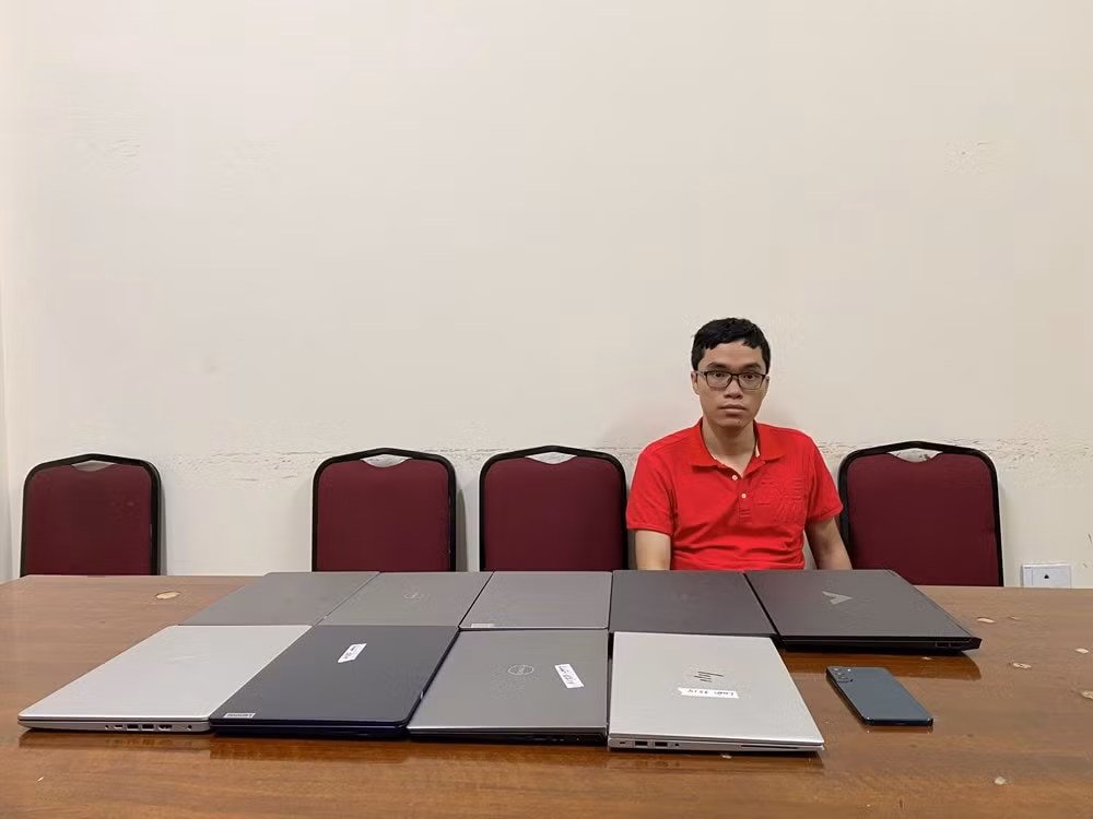 sieu trom laptop sa luoi hinh 1