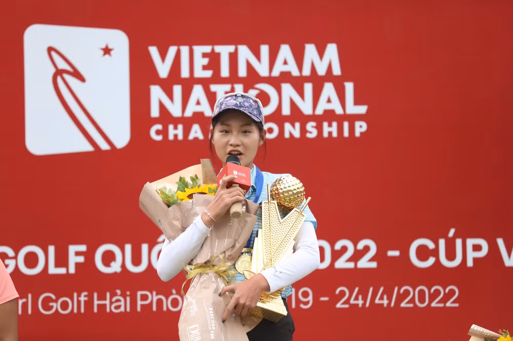 khue minh va anh minh vo dich giai vo dich golf quoc gia 2022 hinh 6