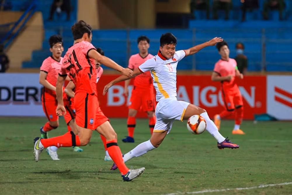 u23 viet nam thang toi thieu 1 0 u20 han quoc tren san hang day hinh 5
