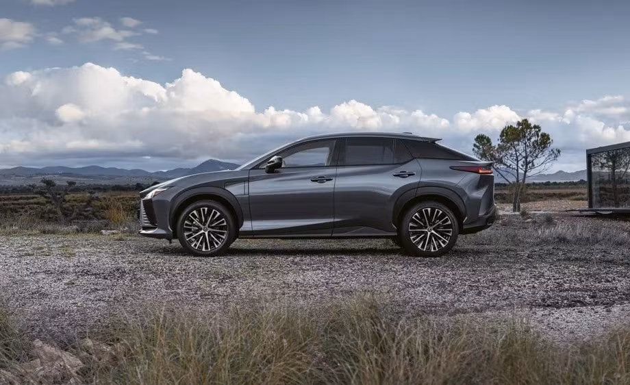 xe dien lexus rz 450e chinh thuc ra mat so huu suc manh 309 ma luc hinh 7