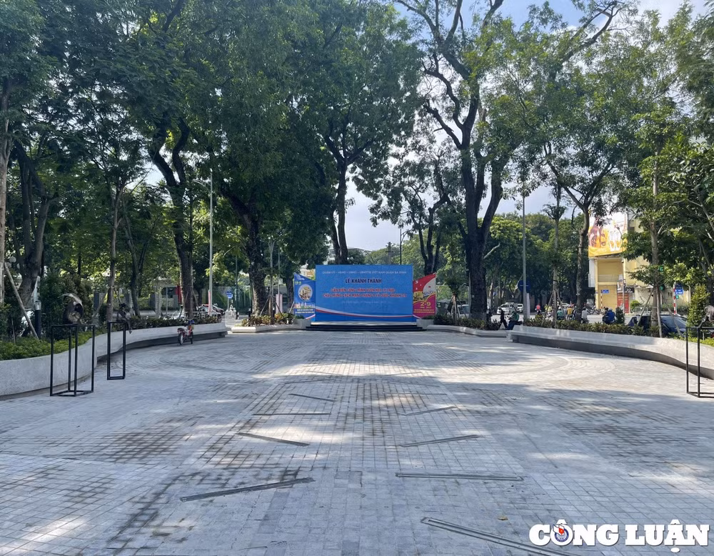 khong gian vuon hoa le truc quan ba dinh ha noi sau khi khanh thanh hinh 1