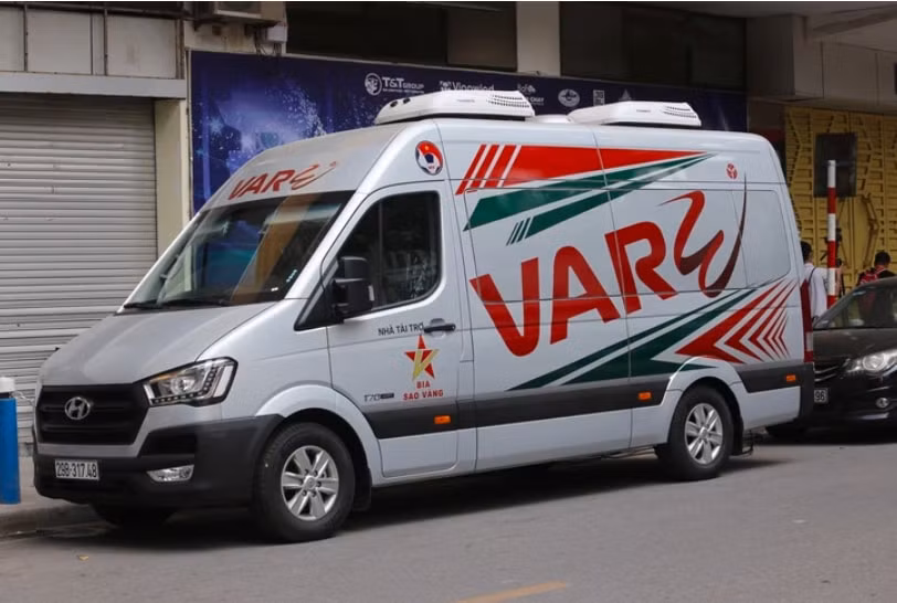 fifa uu tien ho tro them hai xe var cho bong da viet nam hinh 1