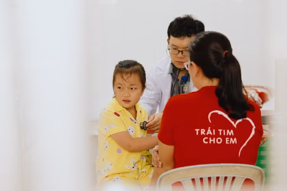 hanh trinh kham sang loc trai tim cho em 2024 de khong em nho nao bi bo lai phia sau hinh 2