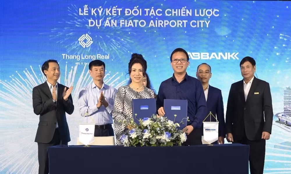 thang long real group hop luc cac doi tac chien luoc cat canh fiato airport city hinh 1