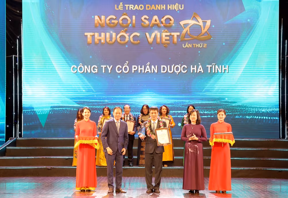 vinh danh ngoi sao thuoc viet lan thu 2 hinh 1
