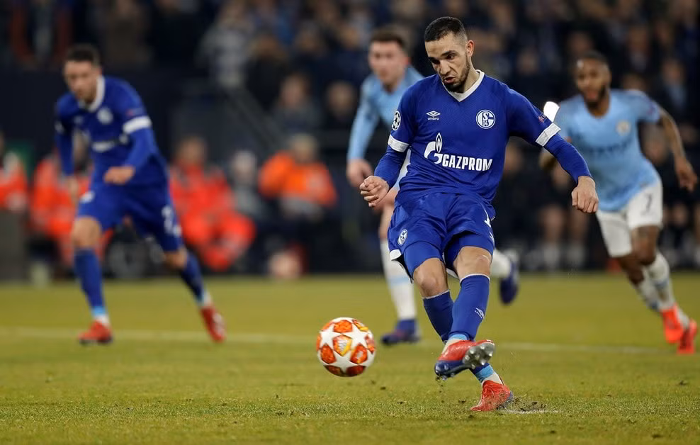 Schalke 04 có lợi thế khi dẫn bàn 2 - 1 sau khi hiệp 1 kết thúc nhưng không thể giành chiến thắng - Ảnh UEFA