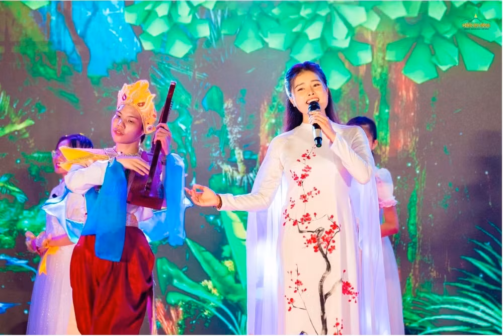sinh vien pham thuy linh gianh giai xuat sac cuoc thi am nhac quoc te hinh 2