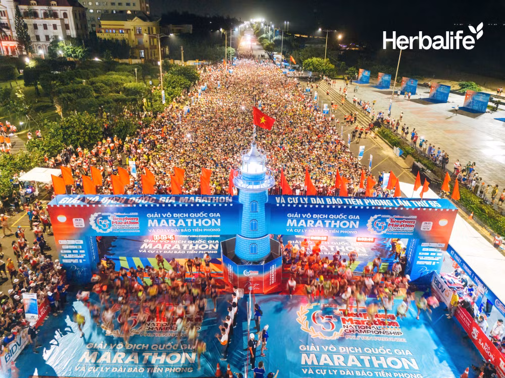tien phong marathon danh dau ky luc ve so luong van dong vien tham gia hinh 1
