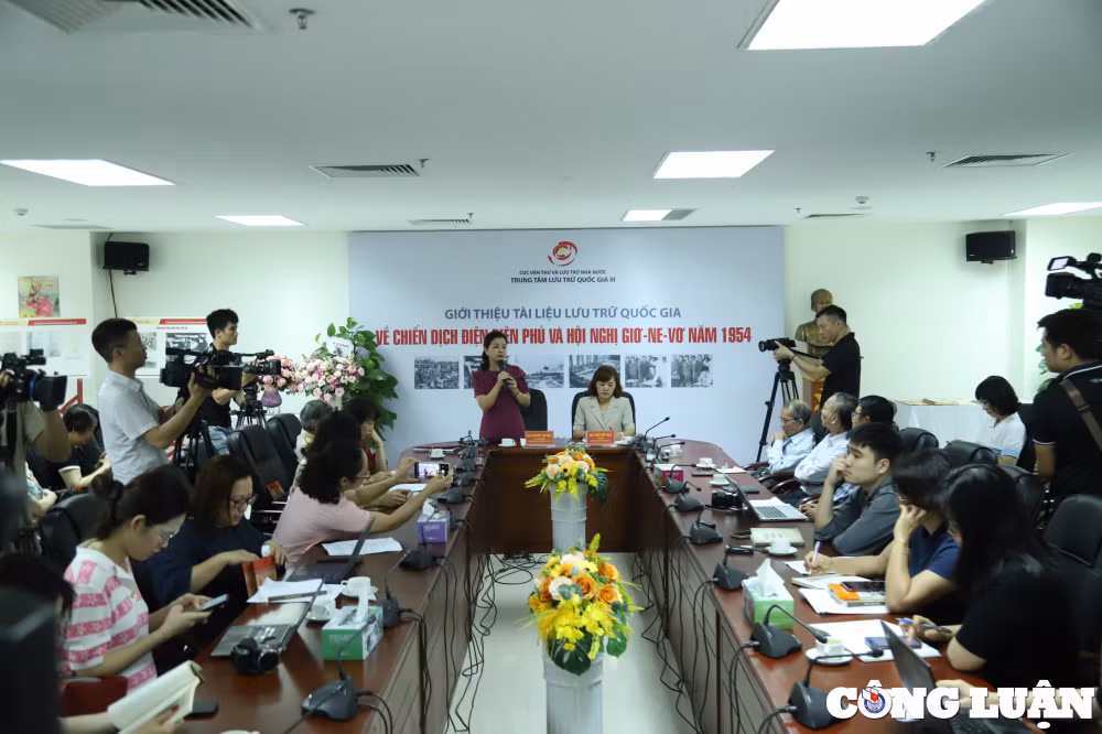 doc gia kham pha tai lieu luu tru quoc gia ve chien dich dien bien phu va hoi nghi gionevo hinh 1