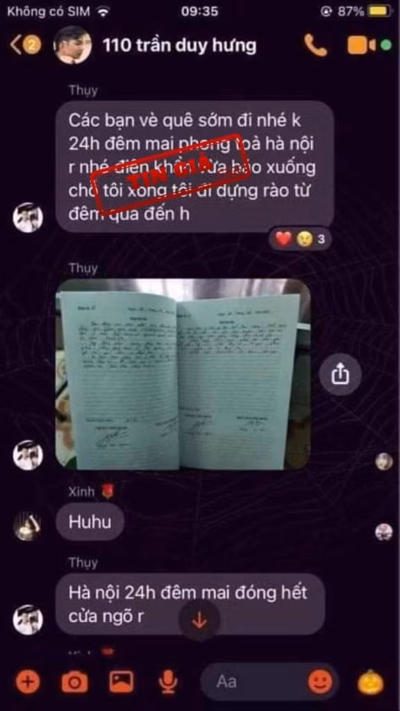 Tin giả về việc phong toả Hà Nội trong nhóm chat. (Ảnh: VAFC)