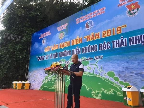 Ông Hoàng Mạnh Hà – Tổng biên tập Báo TN&MT phát biểu tại buổi lễ.