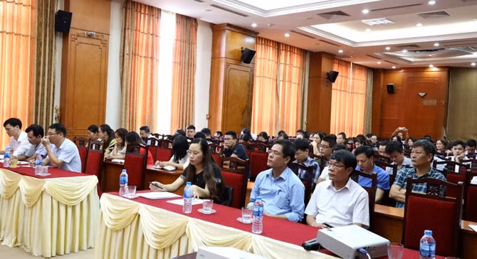 Buổi tập huấn có sự tham dự của toàn thể hội viên nhà báo, cộng tác viên các cơ quan báo chí của tỉnh, phóng viên văn phòng, cơ quan thường trú các báo, tạp chí Trung ương tại Vĩnh Phúc.