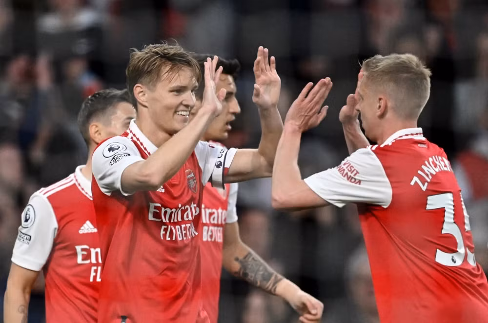 danh bai chelsea arsenal lay lai ngoi dau cua man city hinh 4