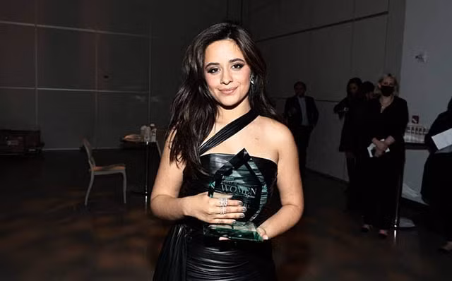 camila cabello co tinh moi sau khi chia tay shawn mendes hinh 2