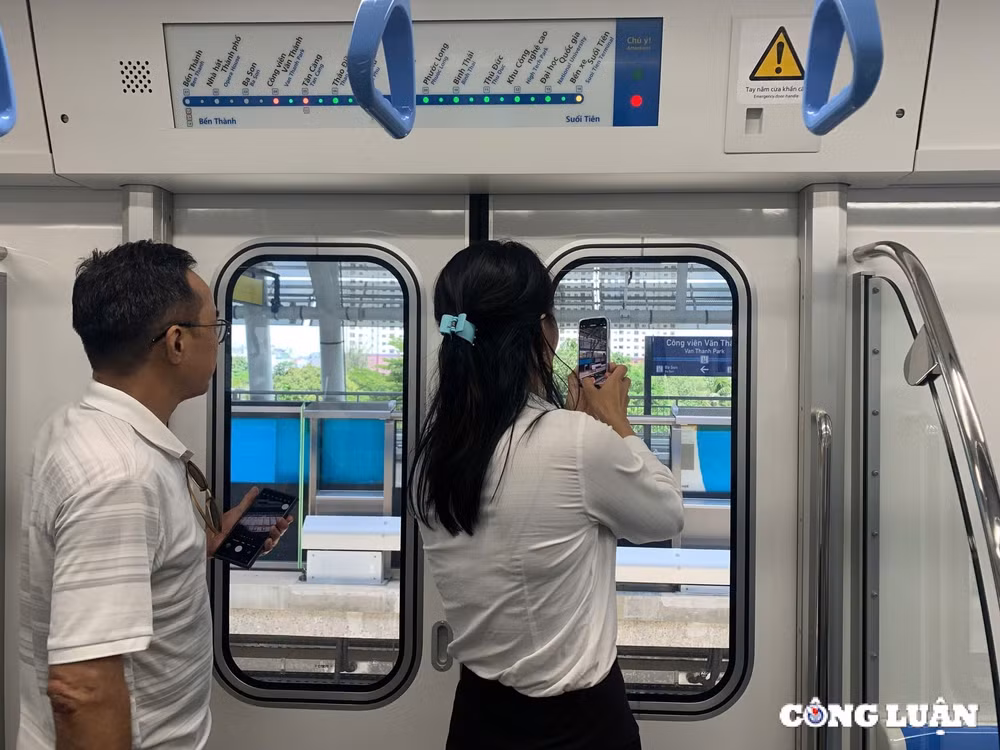 doan hoi nha bao viet nam trai nghiem tuyen metro ben thanh suoi tien hinh 6