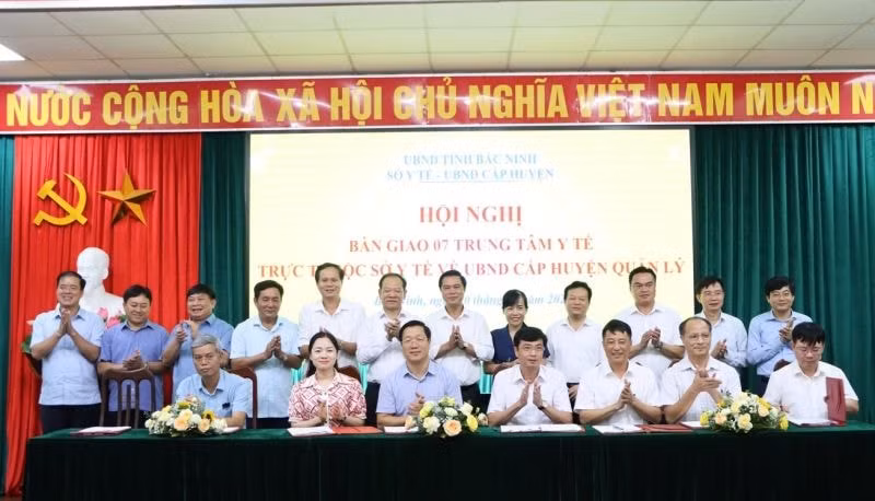 ban giao 7 trung tam y te truc thuoc so y te bac ninh ve ubnd cap huyen quan ly hinh 1