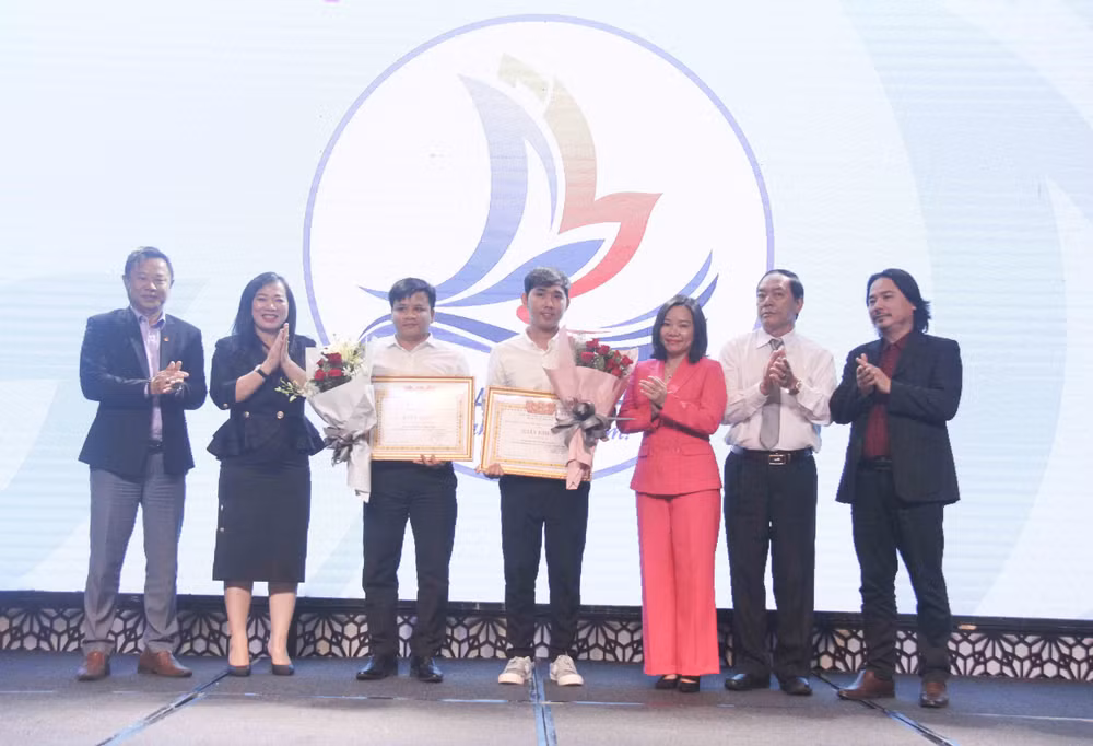 KHANH HOA