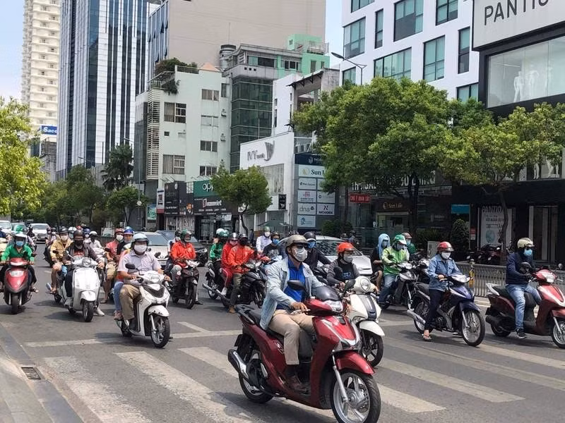 Đêm nay nhiệt độ TP. HCM đạt ngưỡng 20 độ C. Ảnh: TL