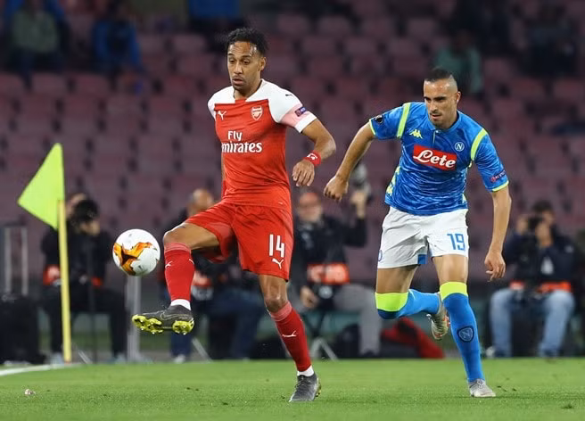 Aubameyang và các đồng đội đã thi đấu xuất sắc trước Napoli để giành vé vào bán kết. Ảnh: Getty