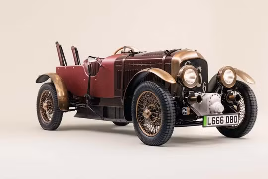 Chiếc Bentley cổ độc nhất thế giới được hồi sinh dưới dạng xe điện