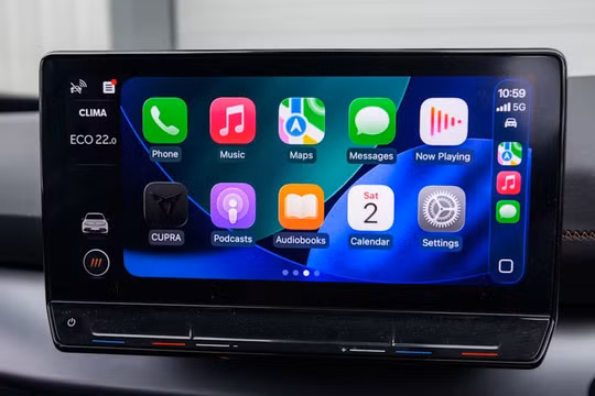 CarPlay khiến điện thoại hao pin nhanh hơn vì sao?