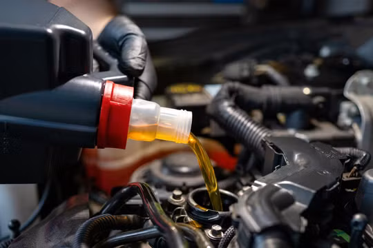 Dầu động cơ hybrid khác gì so với dầu động cơ thường?