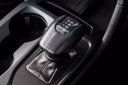5 thói quen cần bỏ ngay nếu xe dùng hộp số tự động