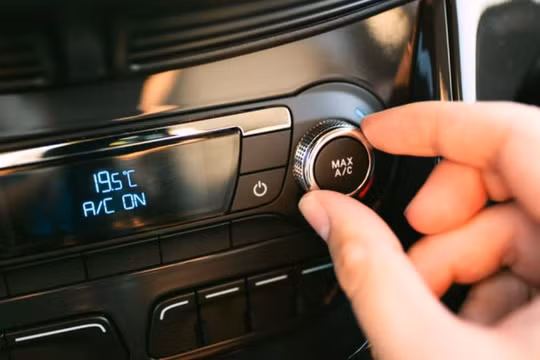 Mẹo giữ cửa gió điều hòa không bị ẩm mốc