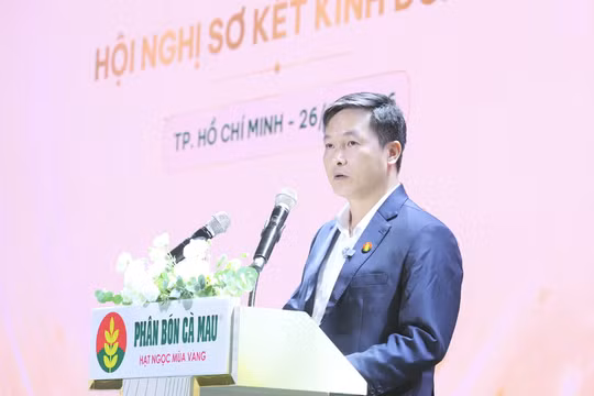 Vượt kế hoạch 6 tháng, Phân bón Cà Mau tiếp tục bứt phá 