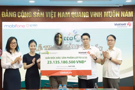 Nhân viên ngân hàng Gen Z mất ngủ sau tin nhắn trúng độc đắc hơn 23 tỷ đồng