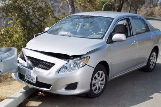 5 cách nhận biết xe từng bị tai nạn khi mua ô tô cũ